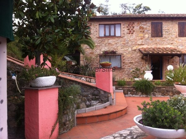 casa indipendente in vendita a Massarosa in zona Bargecchia