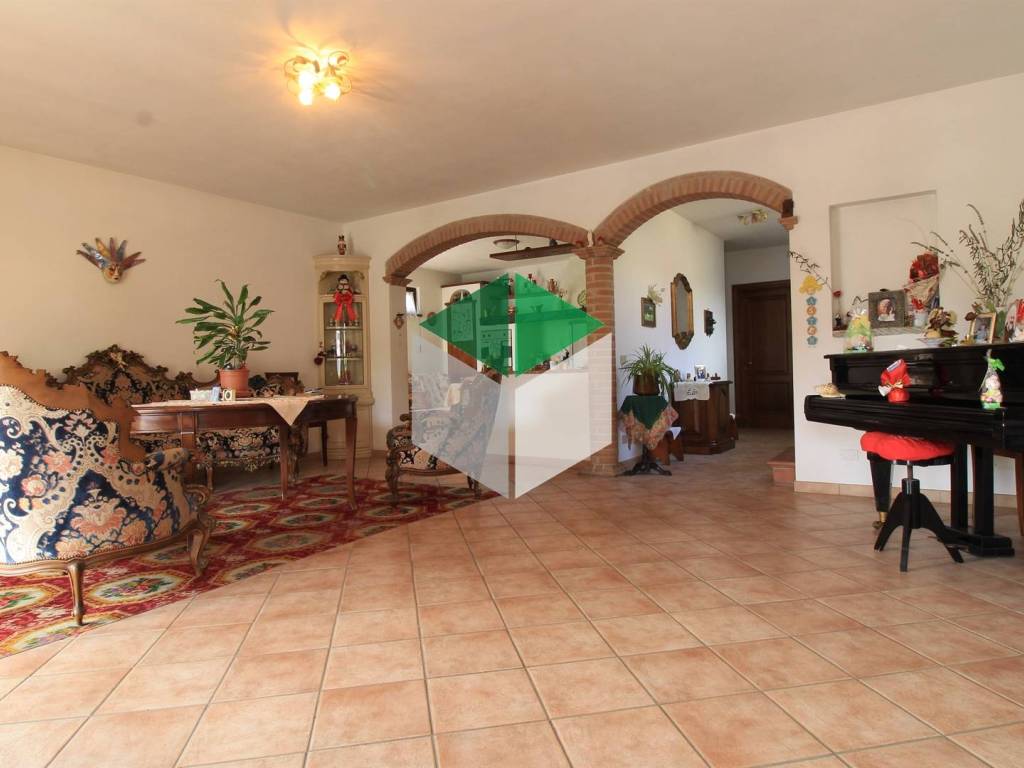 casa indipendente in vendita a Massarosa in zona Bozzano