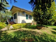 casa indipendente in vendita a Massarosa in zona Quiesa