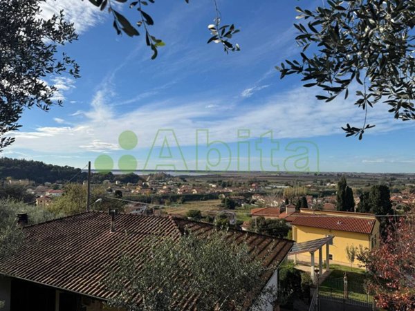 casa indipendente in vendita a Massarosa in zona Massaciuccoli