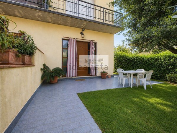 appartamento in vendita a Massarosa in zona Piano di Mommio