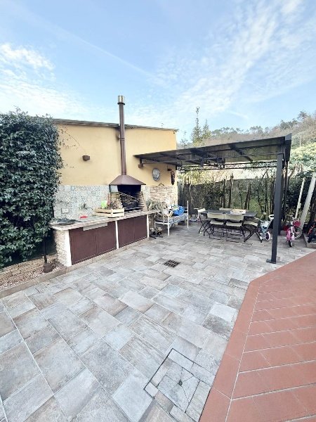casa indipendente in vendita a Massarosa in zona Bozzano