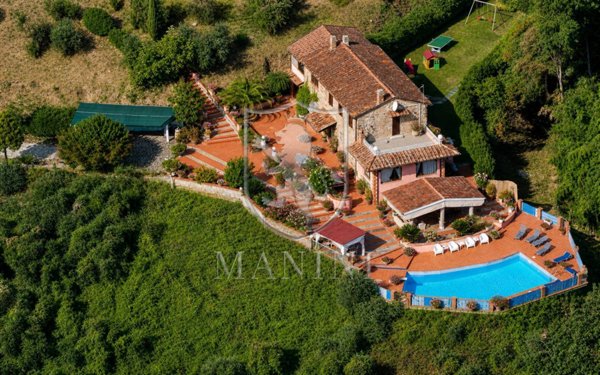 casa indipendente in vendita a Massarosa
