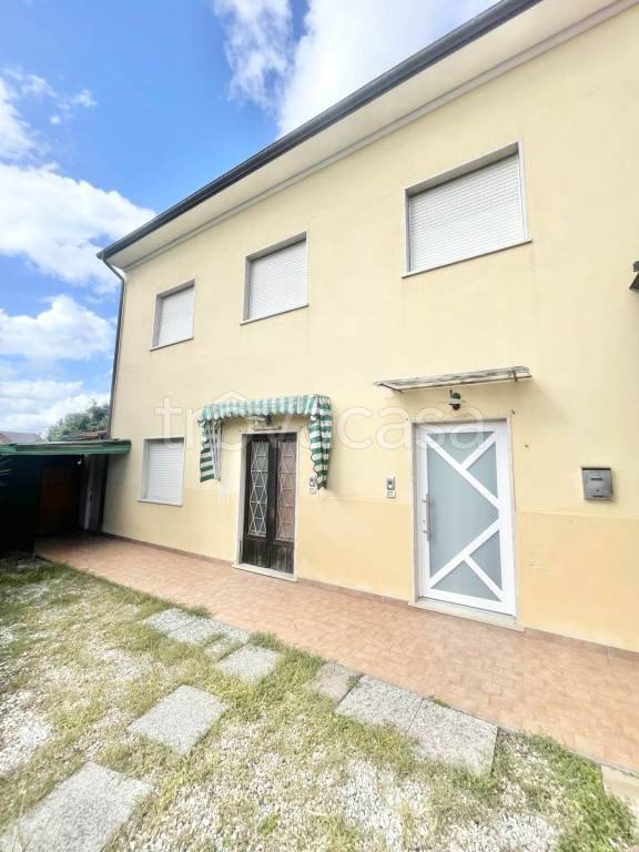 casa indipendente in vendita a Massarosa in zona Quiesa