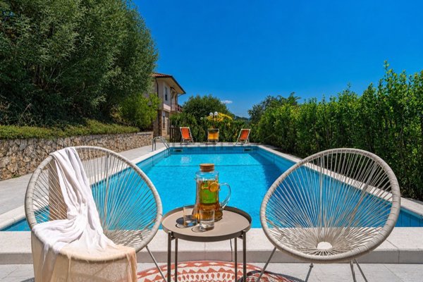 casa indipendente in vendita a Massarosa