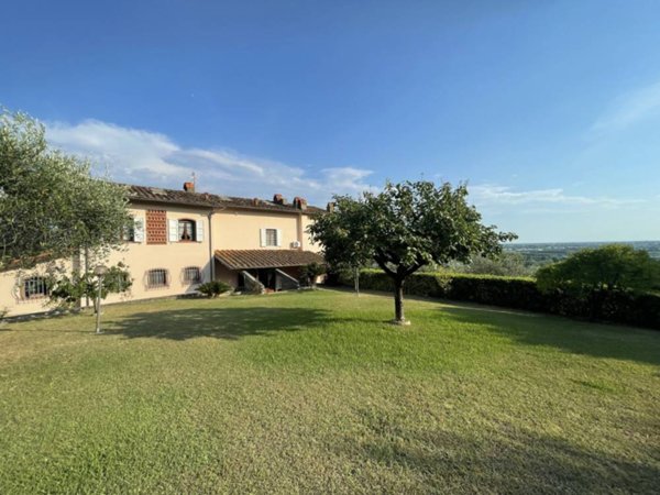 casa indipendente in vendita a Massarosa in zona Bargecchia