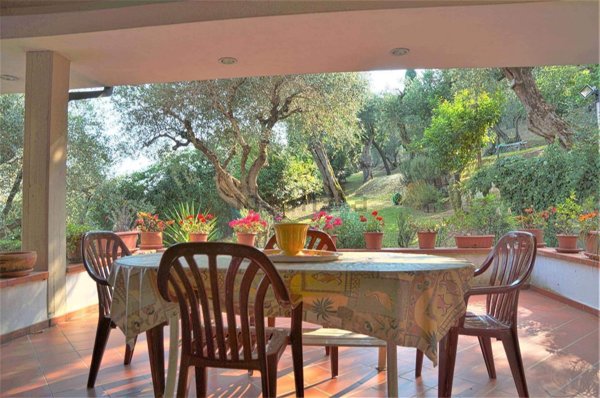casa indipendente in vendita a Massarosa