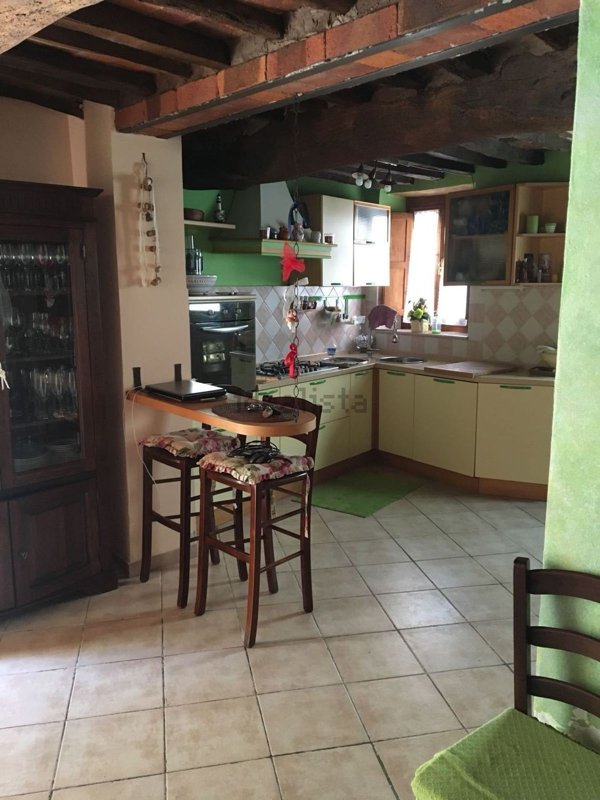 casa indipendente in vendita a Massarosa
