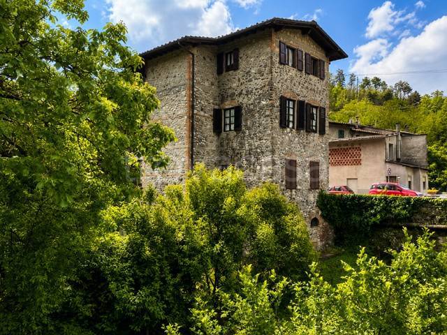casa indipendente in vendita a Massarosa