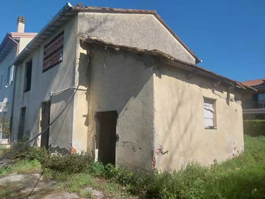 casa indipendente in vendita a Massarosa