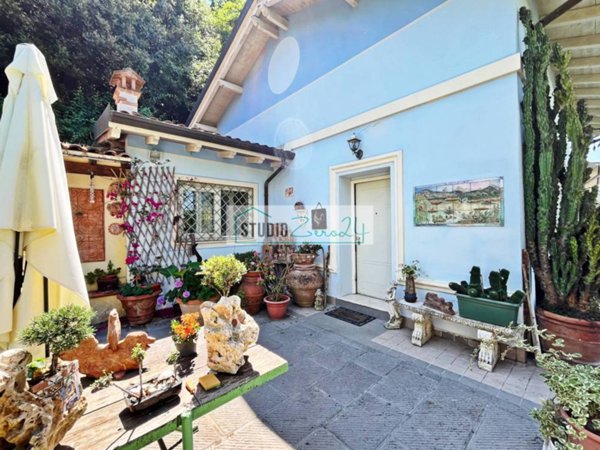 casa indipendente in vendita a Massarosa in zona Stiava