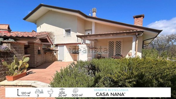 casa indipendente in vendita a Massarosa in zona Montigiano
