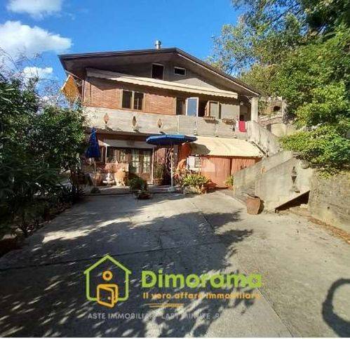 appartamento in vendita a Massarosa in zona Stiava