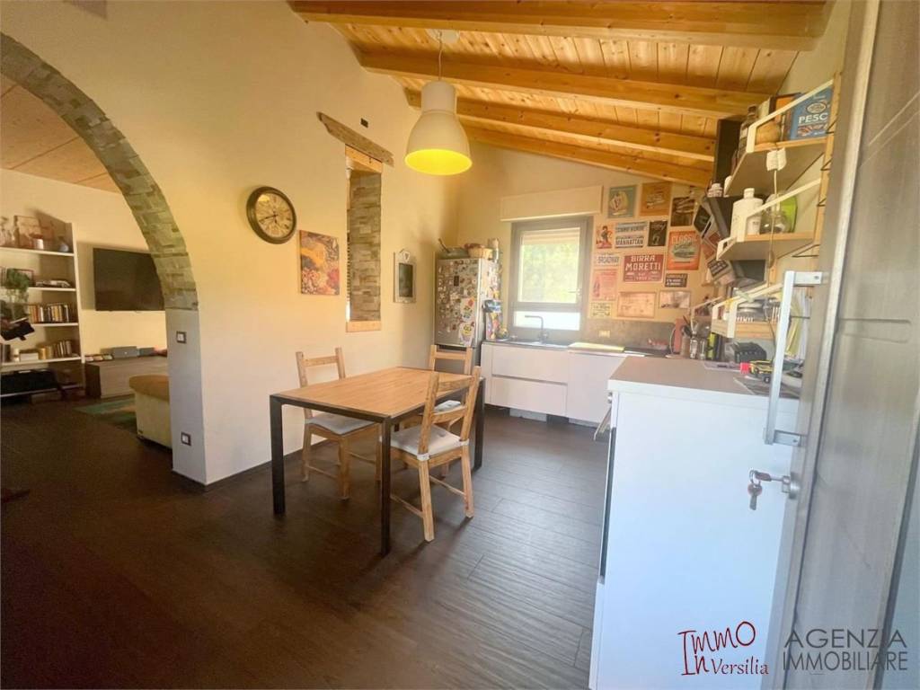 appartamento in vendita a Massarosa in zona Stiava