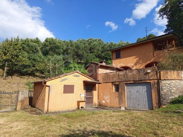 casa indipendente in vendita a Massarosa in zona Bargecchia