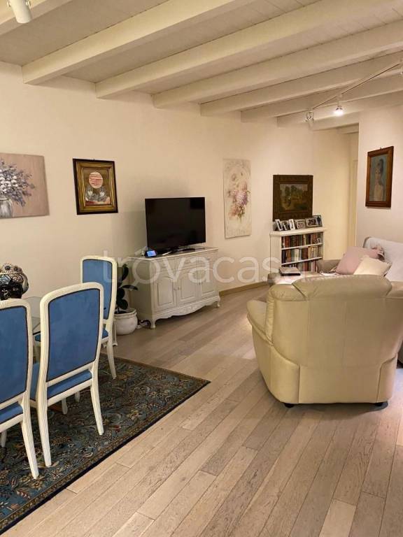 appartamento in vendita a Massarosa in zona Stiava