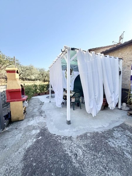 casa indipendente in vendita a Massarosa in zona Bozzano