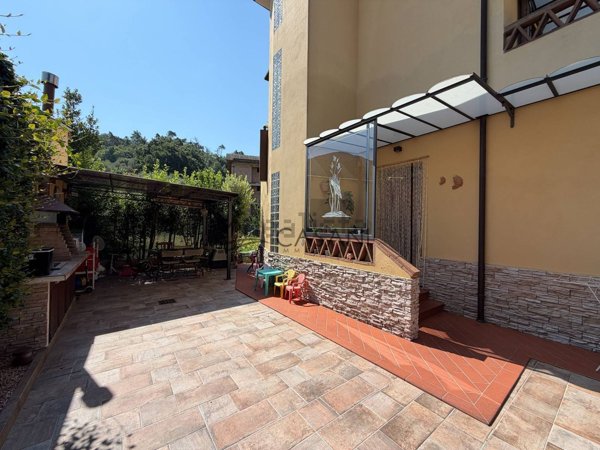 casa indipendente in vendita a Massarosa