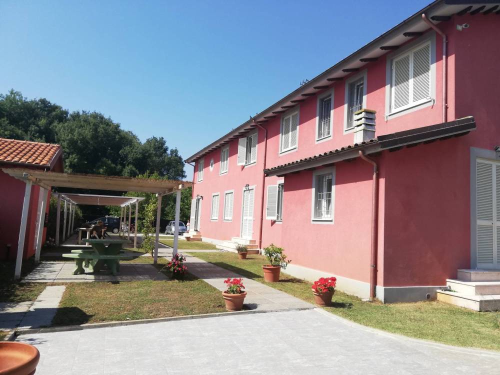 casa indipendente in vendita a Massarosa