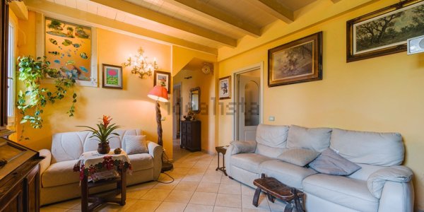 casa indipendente in vendita a Massarosa in zona Stiava