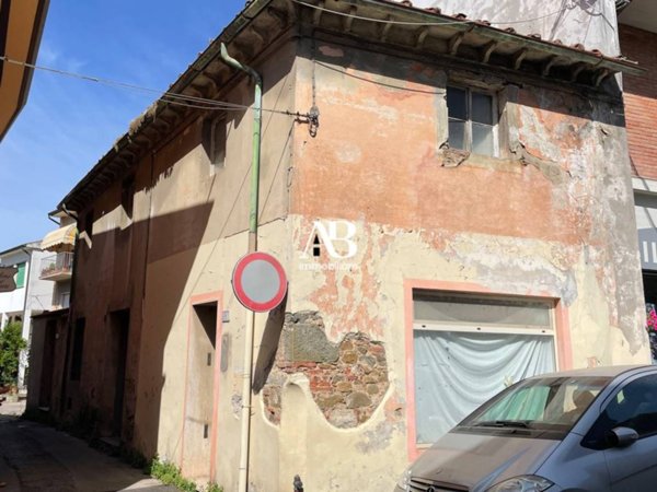 casa indipendente in vendita a Massarosa
