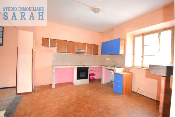 casa indipendente in vendita a Massarosa in zona Quiesa