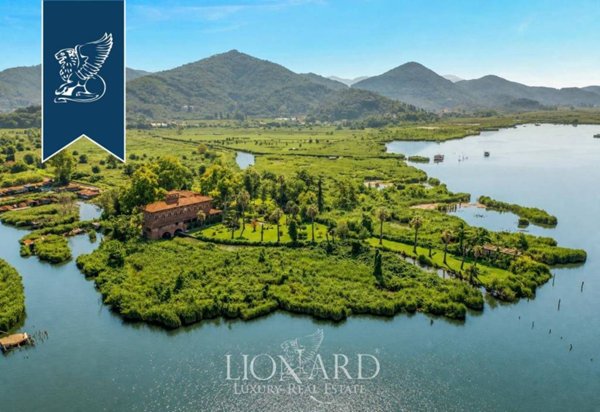 casa indipendente in vendita a Massarosa in zona Massaciuccoli
