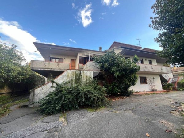 casa indipendente in vendita a Massarosa