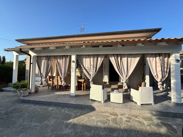 casa indipendente in vendita a Massarosa in zona Piano di Conca