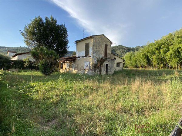 casa indipendente in vendita a Massarosa in zona Stiava