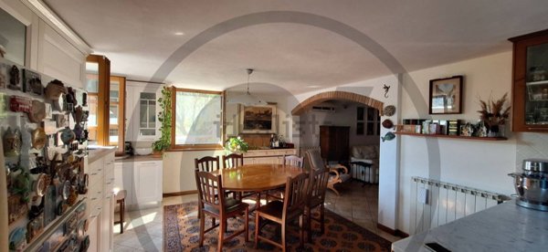 casa indipendente in vendita a Massarosa in zona Pieve a Elici