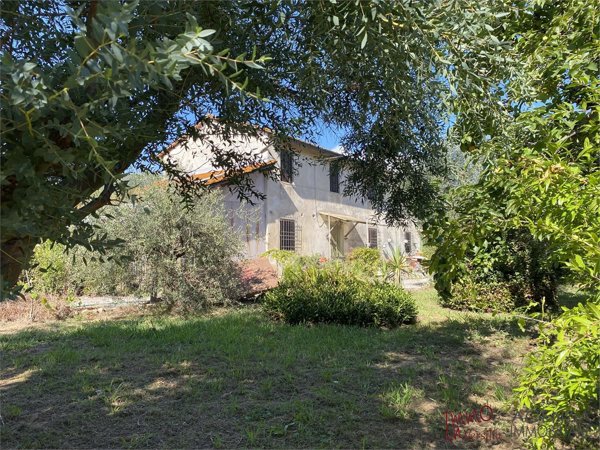 casa indipendente in vendita a Massarosa in zona Piano di Mommio
