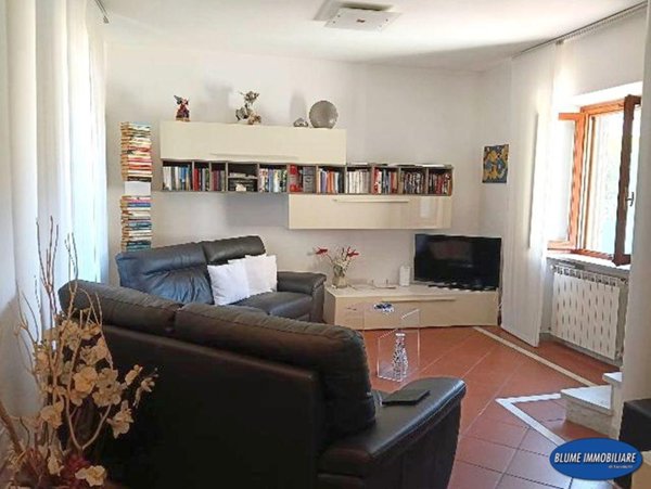 casa indipendente in vendita a Massarosa in zona Bozzano