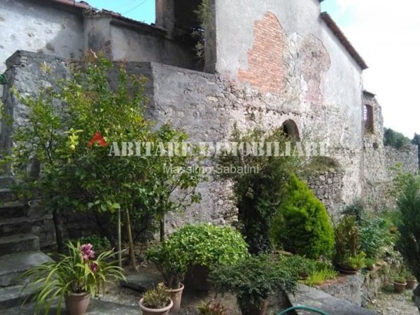 casa indipendente in vendita a Massarosa in zona Piano di Conca