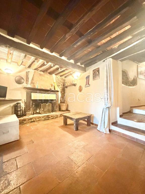 casa indipendente in vendita a Massarosa in zona Pieve a Elici