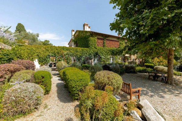 casa indipendente in vendita a Massarosa in zona Corsanico
