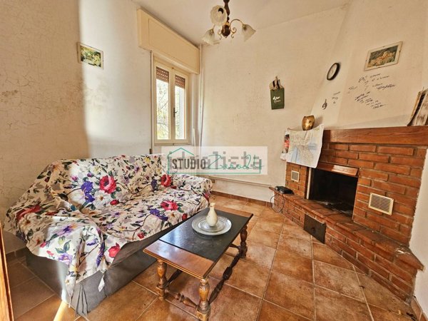 casa indipendente in vendita a Massarosa in zona Stiava