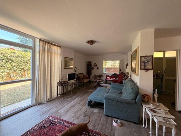 casa indipendente in vendita a Massarosa