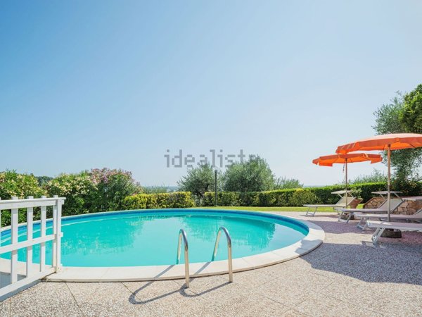 casa indipendente in vendita a Massarosa in zona Piano di Conca