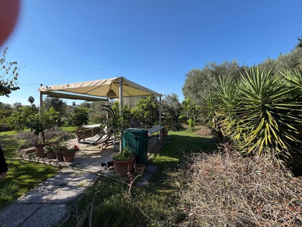 casa indipendente in vendita a Massarosa in zona Piano di Mommio