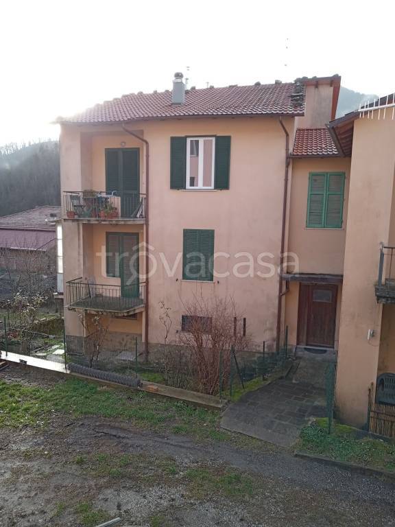 appartamento in vendita a Minucciano in zona Gramolazzo