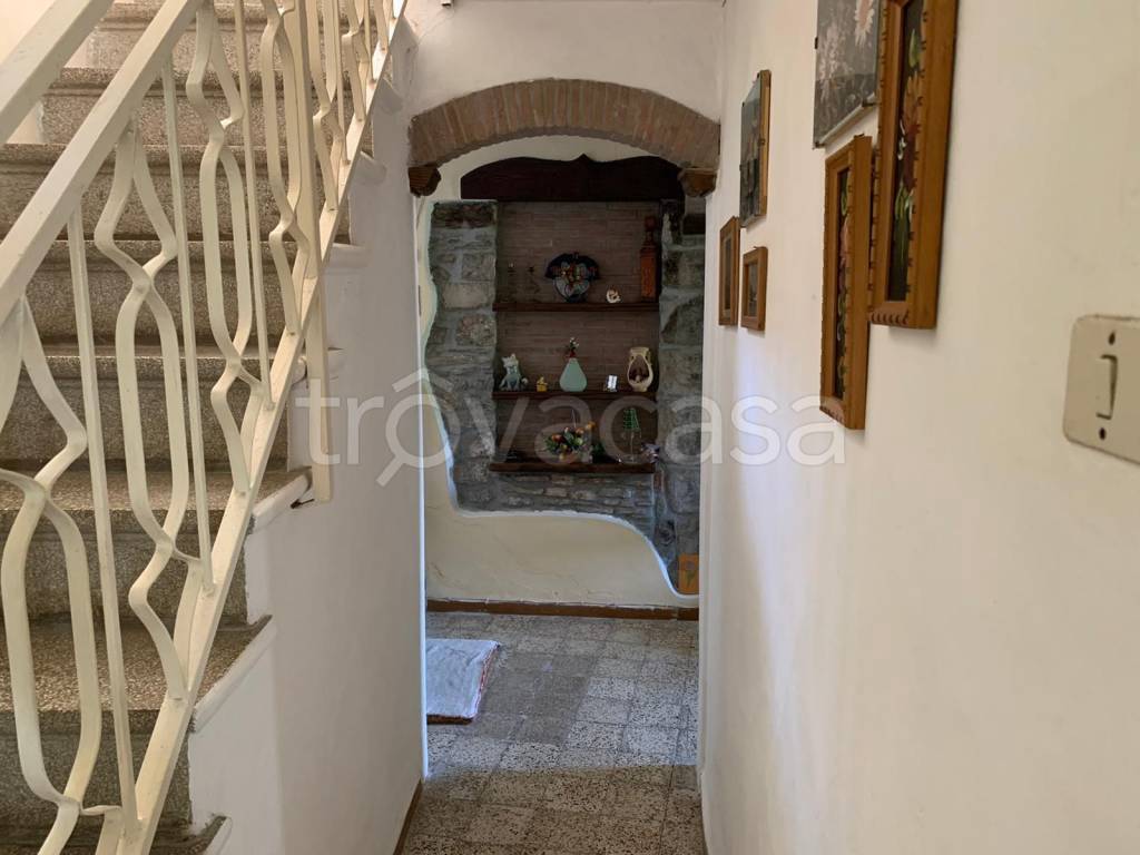 casa indipendente in vendita a Minucciano