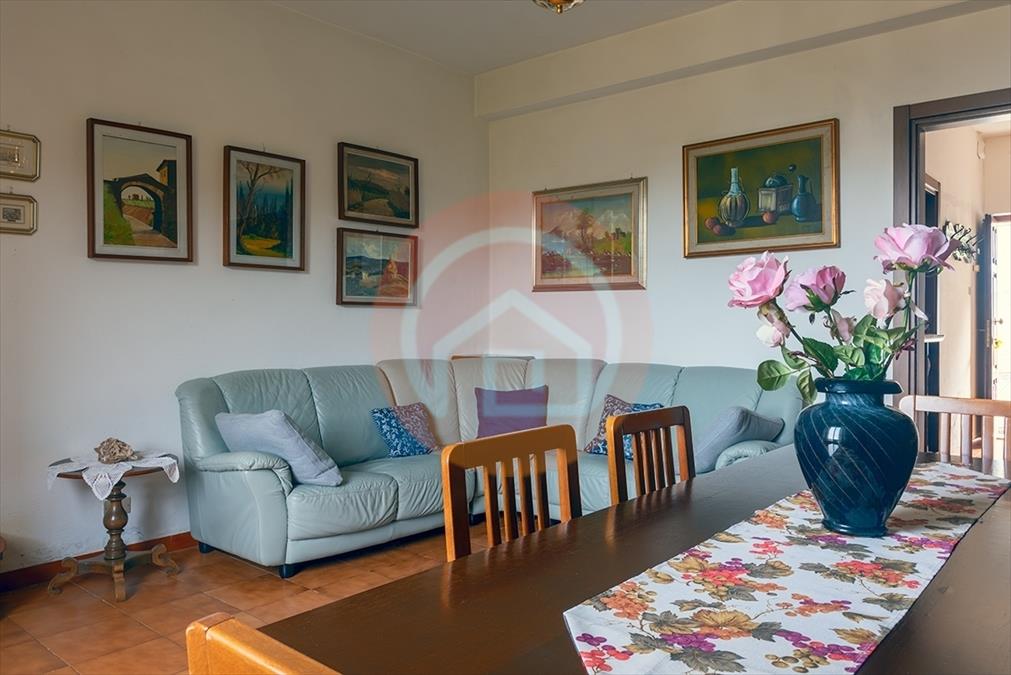 casa indipendente in vendita a Minucciano in zona Gramolazzo