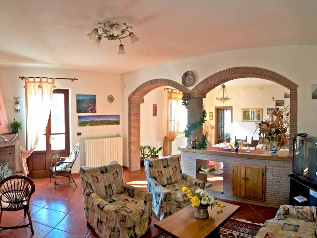 casa indipendente in vendita a Minucciano in zona Gramolazzo