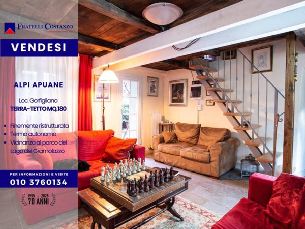 casa indipendente in vendita a Minucciano in zona Gorfigliano