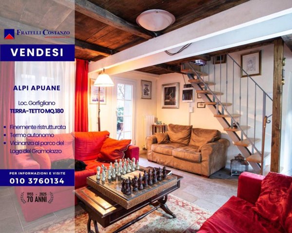 casa indipendente in vendita a Minucciano in zona Gorfigliano