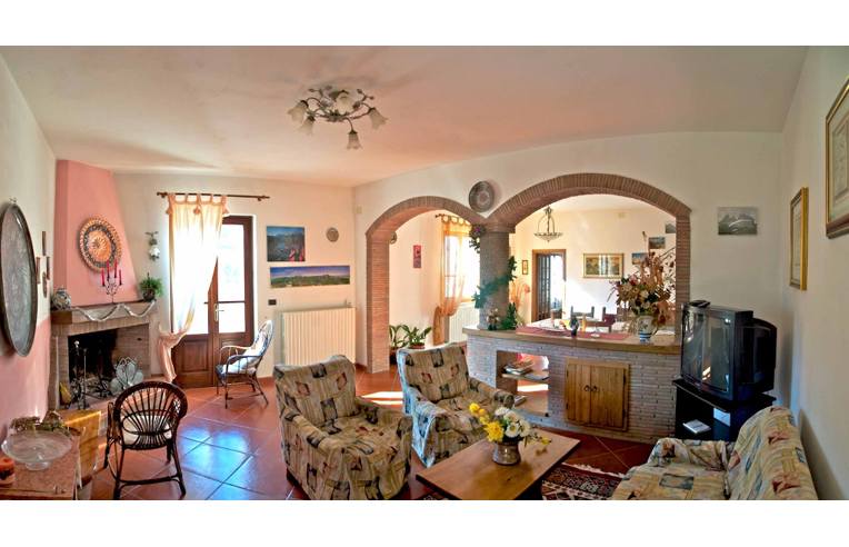 casa indipendente in vendita a Minucciano in zona Gramolazzo