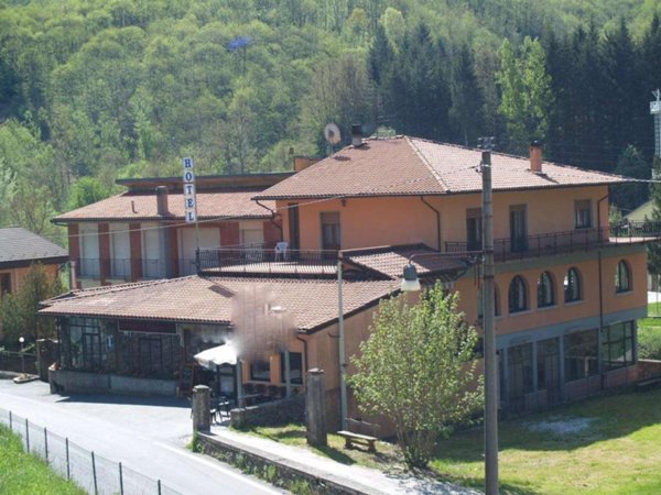 negozio in vendita a Minucciano