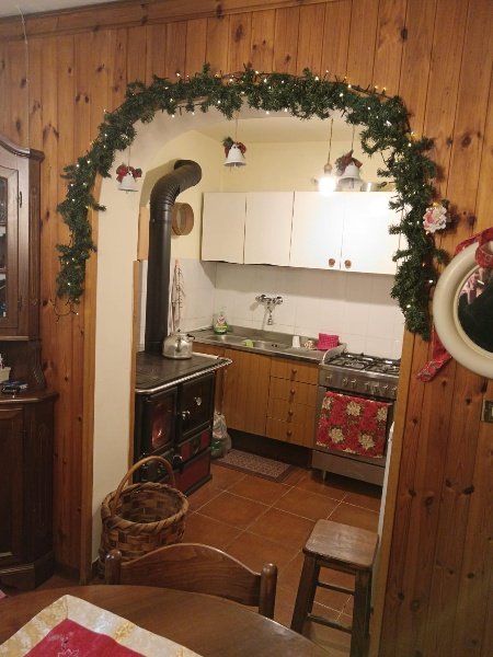 casa indipendente in vendita a Minucciano in zona Gorfigliano