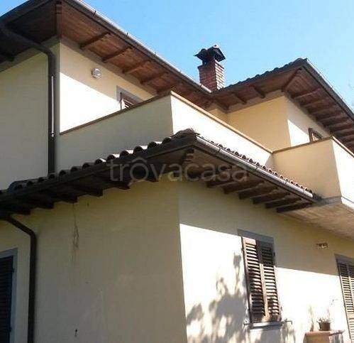 casa indipendente in vendita a Molazzana